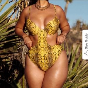 Matte Collection Snake print one piece